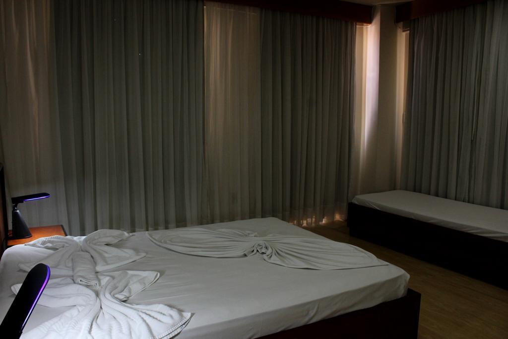 Geneviee Palace Hotel Ponta Grossa  Ngoại thất bức ảnh